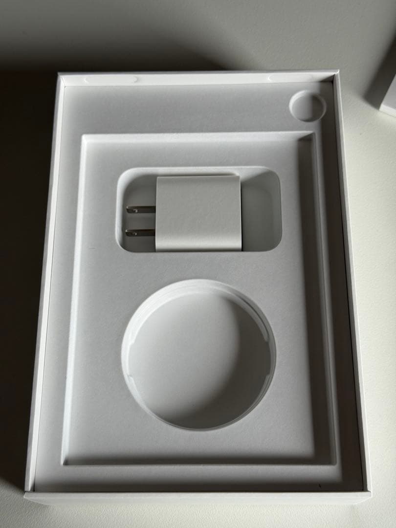 iPad mini 第7世代 (A17 Pro) 128GB 純正ケース付き