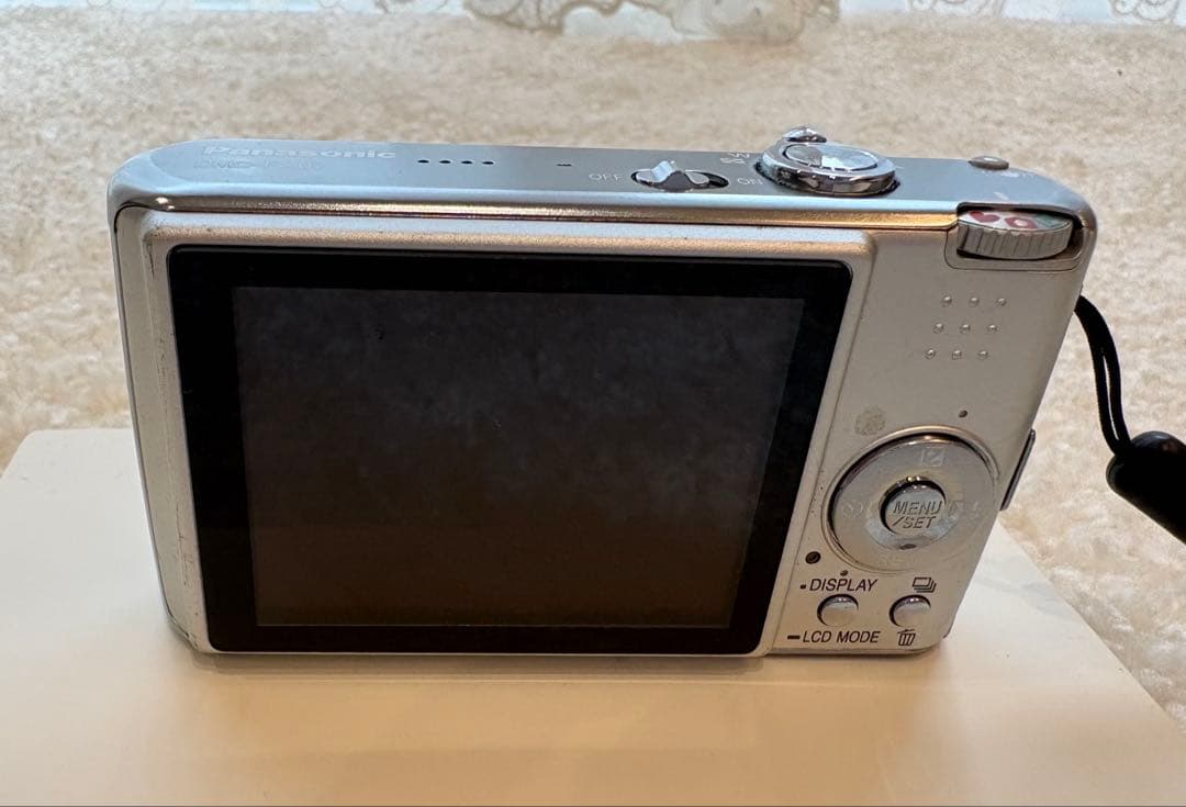 Panasonic LUMIX DMC-FX07 シルバー デジカメ