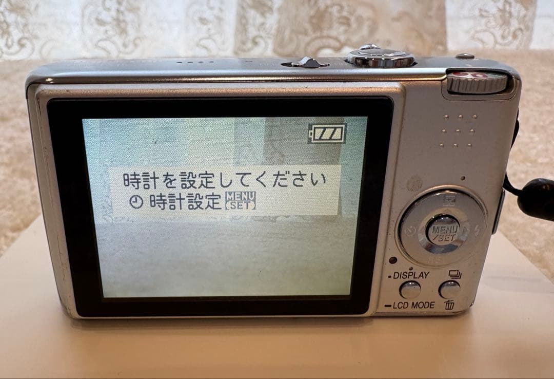 Panasonic LUMIX DMC-FX07 シルバー デジカメ