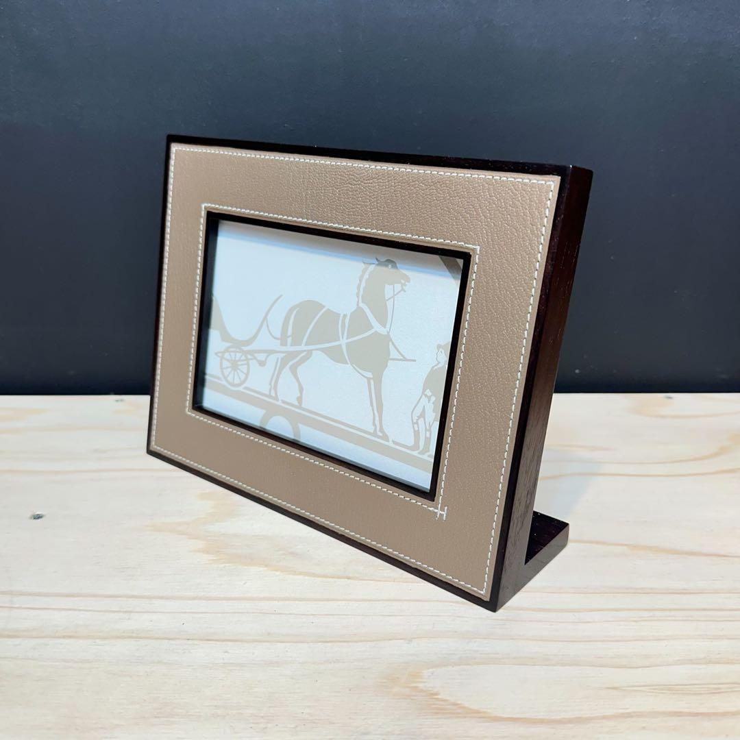 新品未使用エルメス　フォトフレーム　ベージュ　写真立て