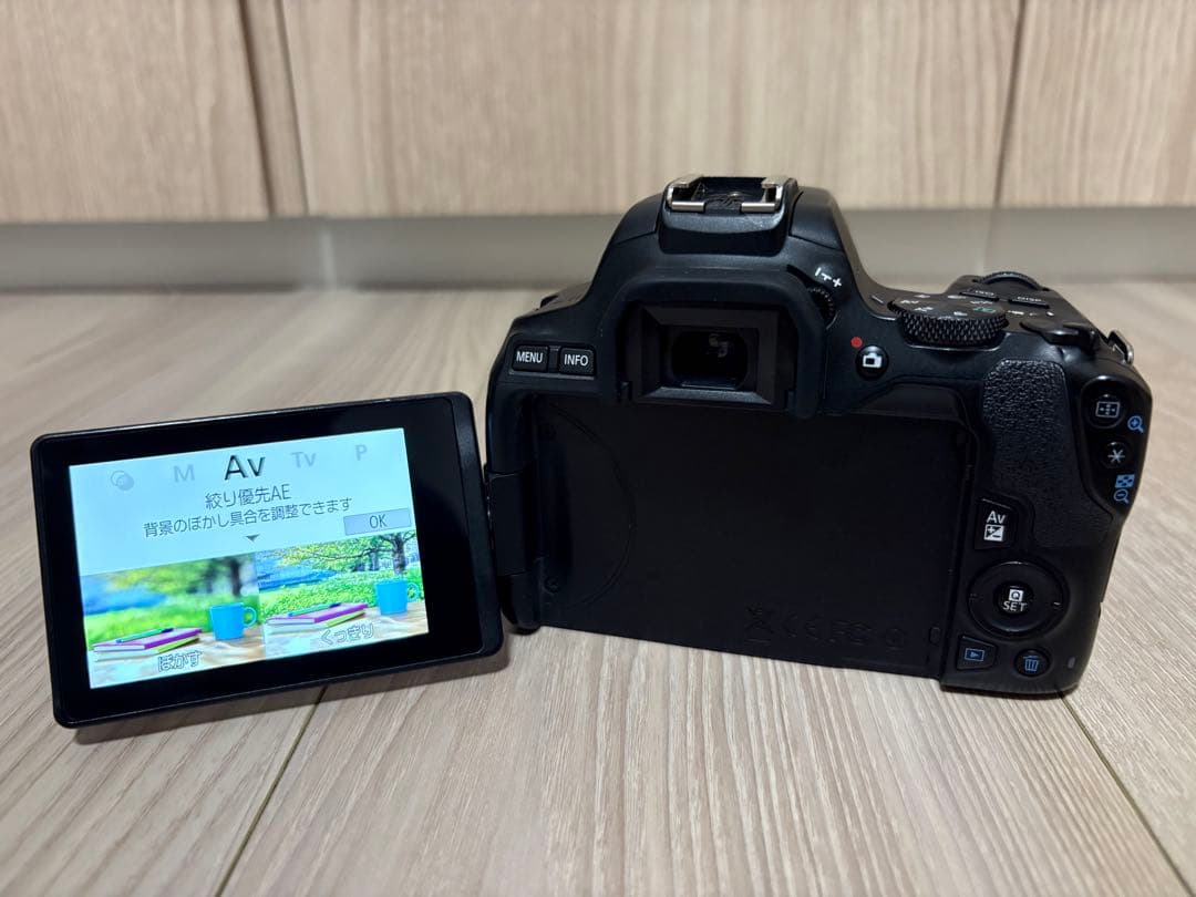 キヤノン Canon EOS Kiss X10 ボディ ブラック 一眼レフ