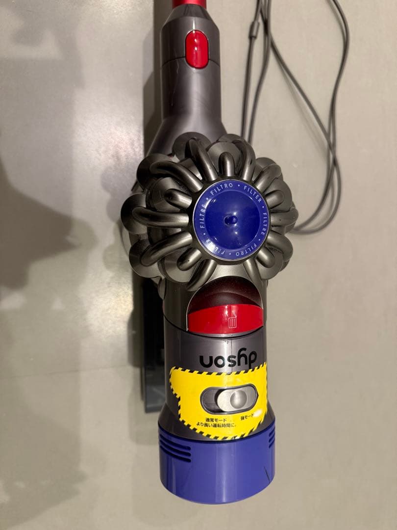 Dyson V8 slim fluffy本体＋6000mAhバッテリー