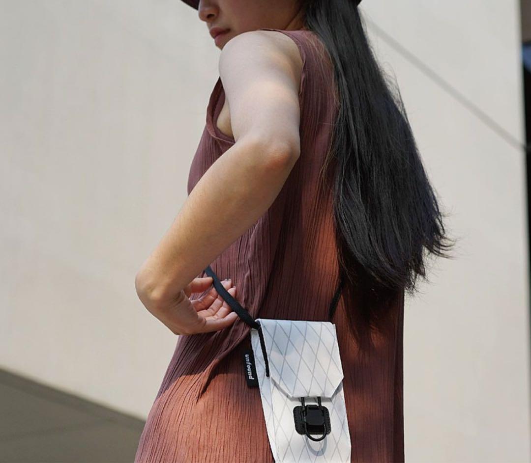 エアスマホポーチ ショルダー 斜めがけ 旅行 台湾デザイン unfound