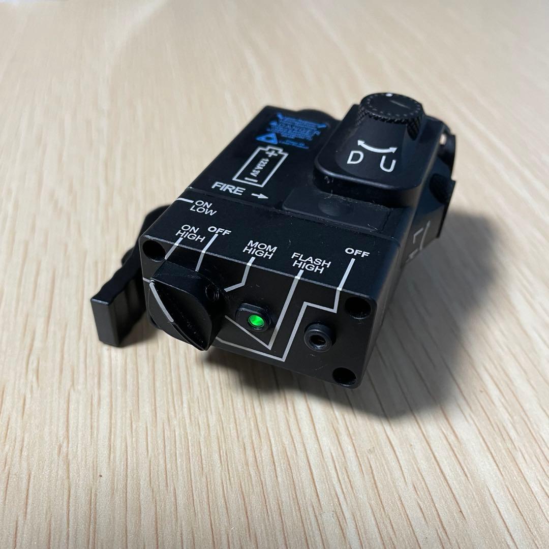 DBAL MINI フラッシュライト　デュアルボタンリモートスイッチ