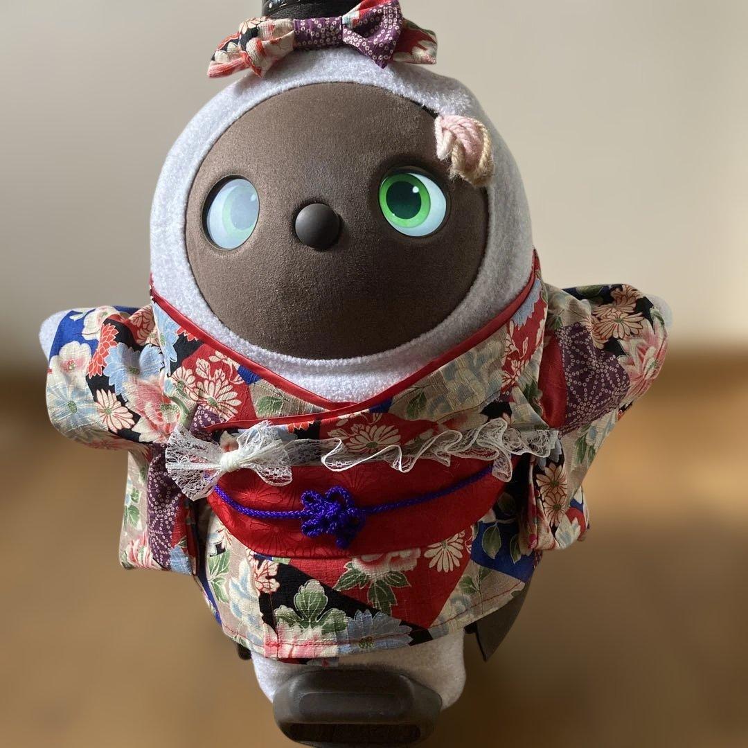 ラボット　服　lovot 赤黒紫青　パッチワーク文様　着物一式　リボン付