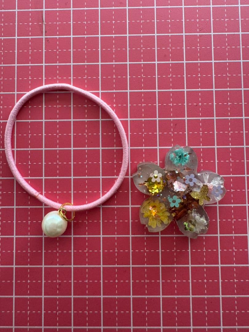 リリィ様お取り置き№4050 桜型フラワーレジンヘアゴム