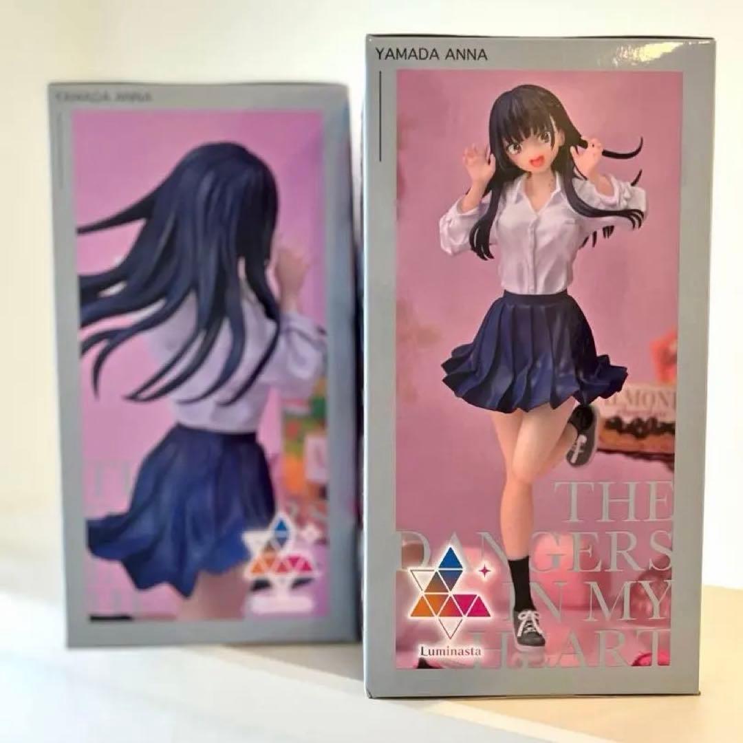 山田杏奈　フィギュア２体セット