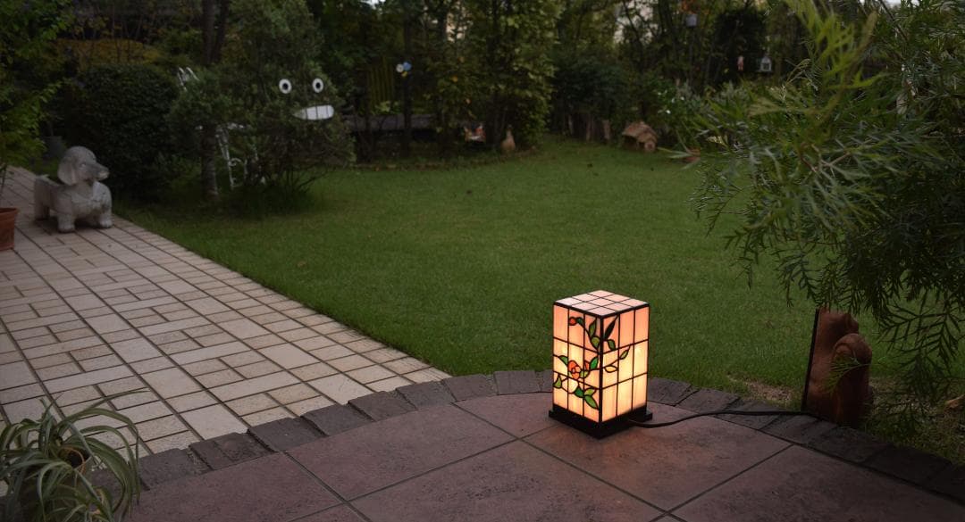 ステンドグラス ランプ 行燈 4kBAD 室内用 卓上灯 テーブル灯 屋内照明