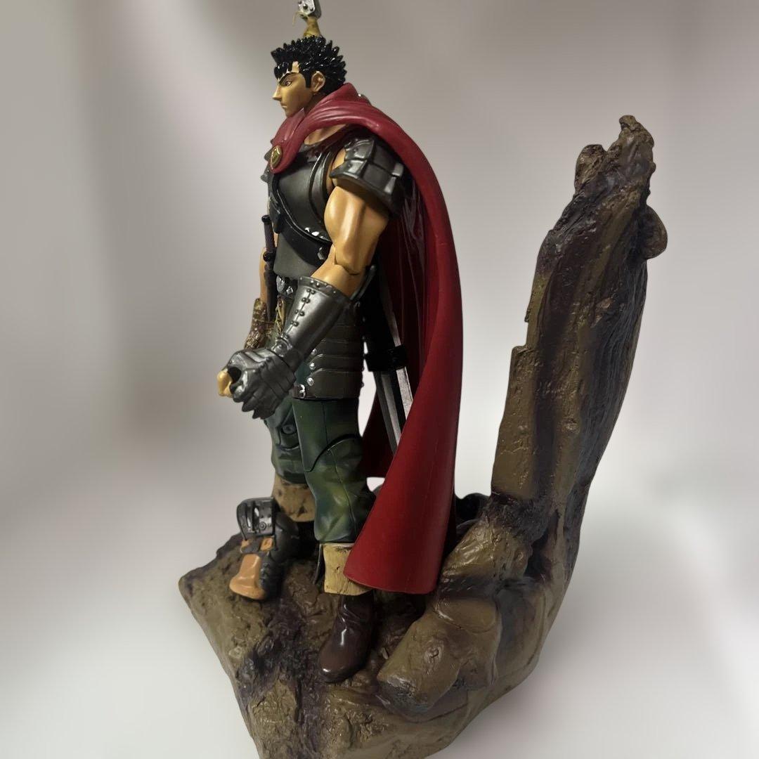 ART OF WAR ベルセルク　ガッツ　フィギュア 【 鷹の団】赤マントver