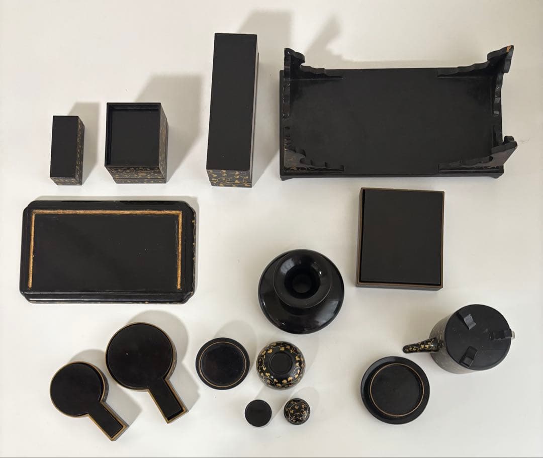 雛道具　揃い　おまとめ　古い雛道具　文机　ひな祭り　雛祭り