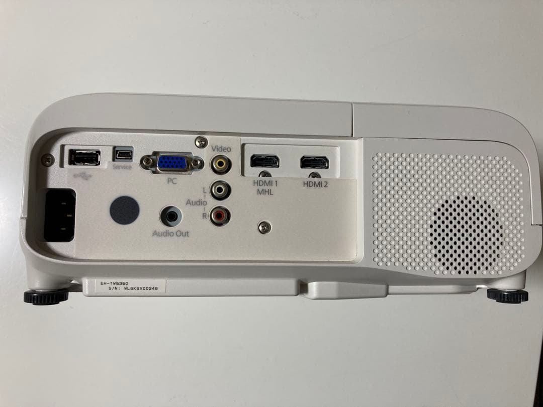 EPSON dreamioホームプロジェクター　EH-TW5350 3D対応