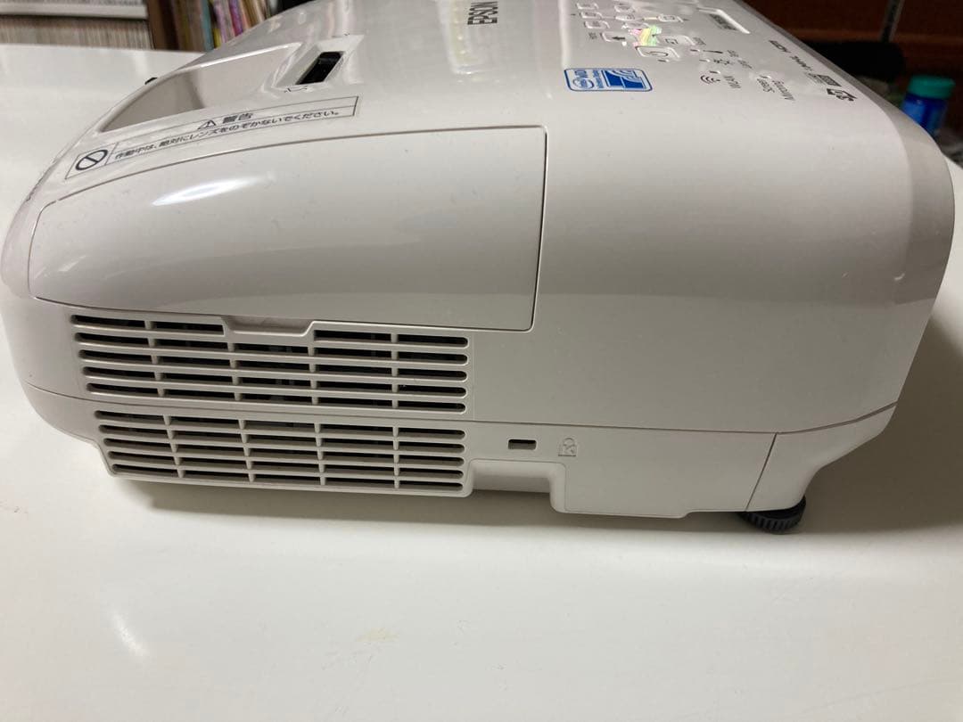 EPSON dreamioホームプロジェクター　EH-TW5350 3D対応