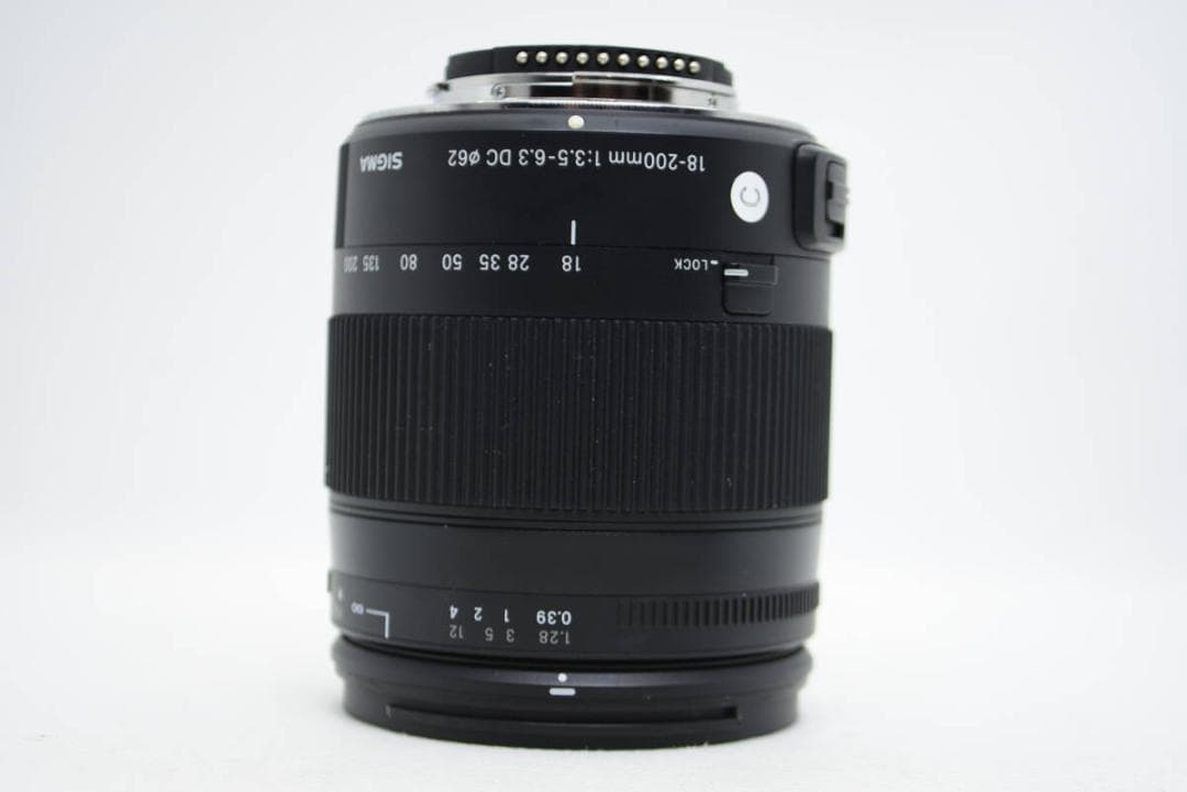 SIGMA シグマ Contemporary 18-200mm F3.5-6.3