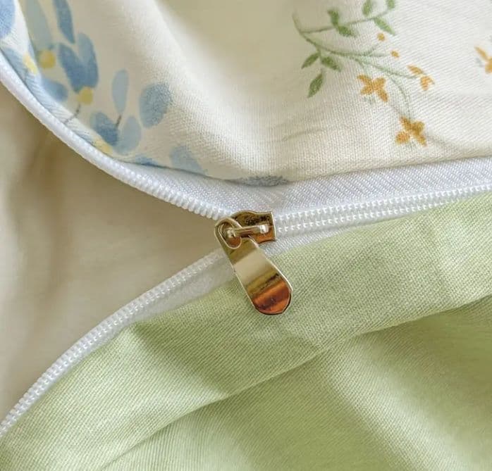 新品★綿100%ブルーすみれ花束とリボンのシングル布団カバーと枕カバー３点セット