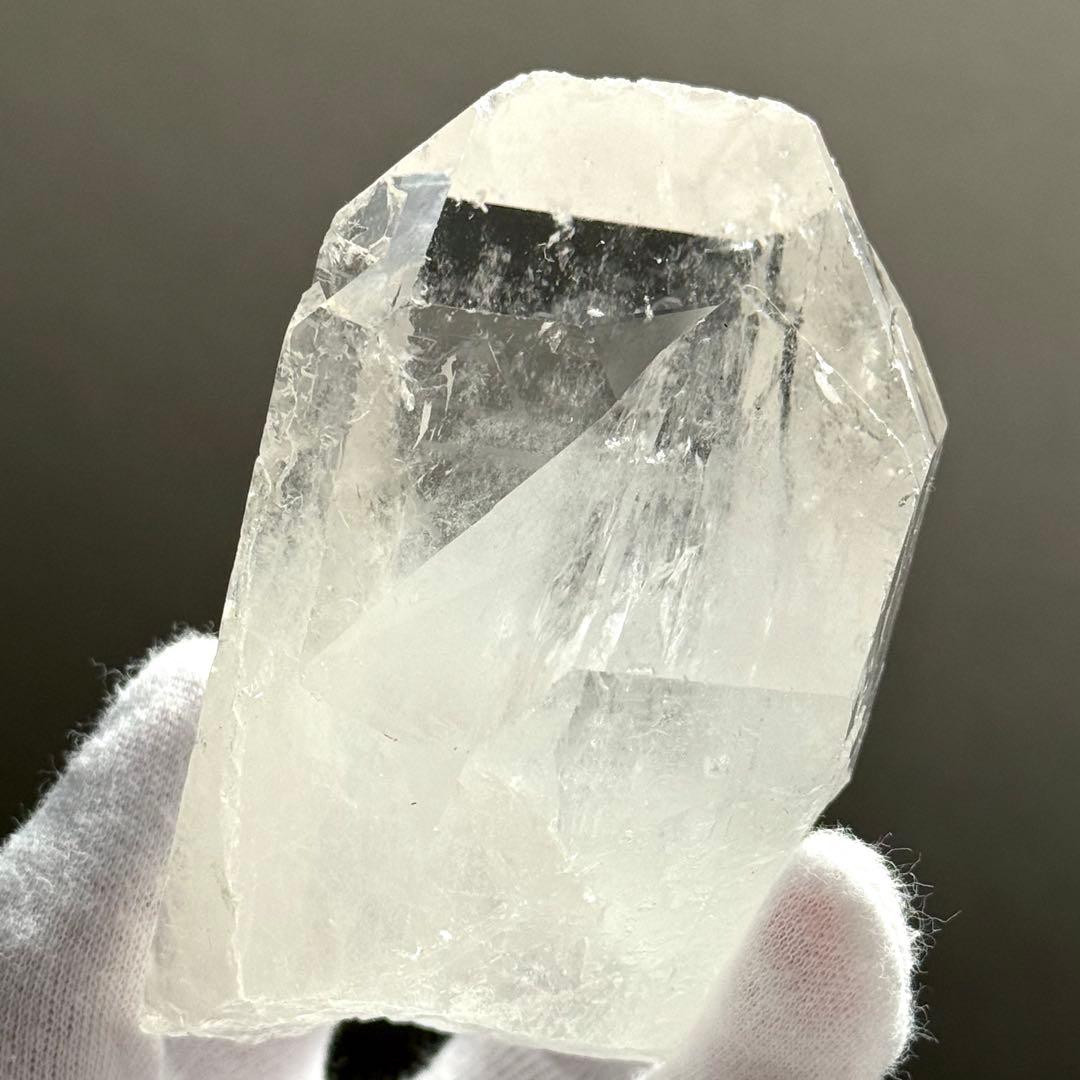 トマスゴンサガ産　大ぶりポイント　水晶原石　ブラジル　天然石