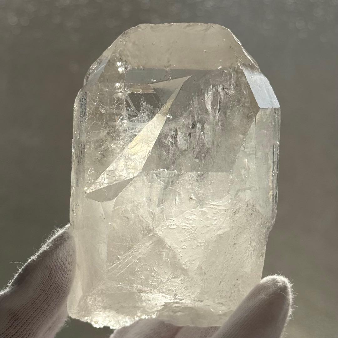 トマスゴンサガ産　大ぶりポイント　水晶原石　ブラジル　天然石