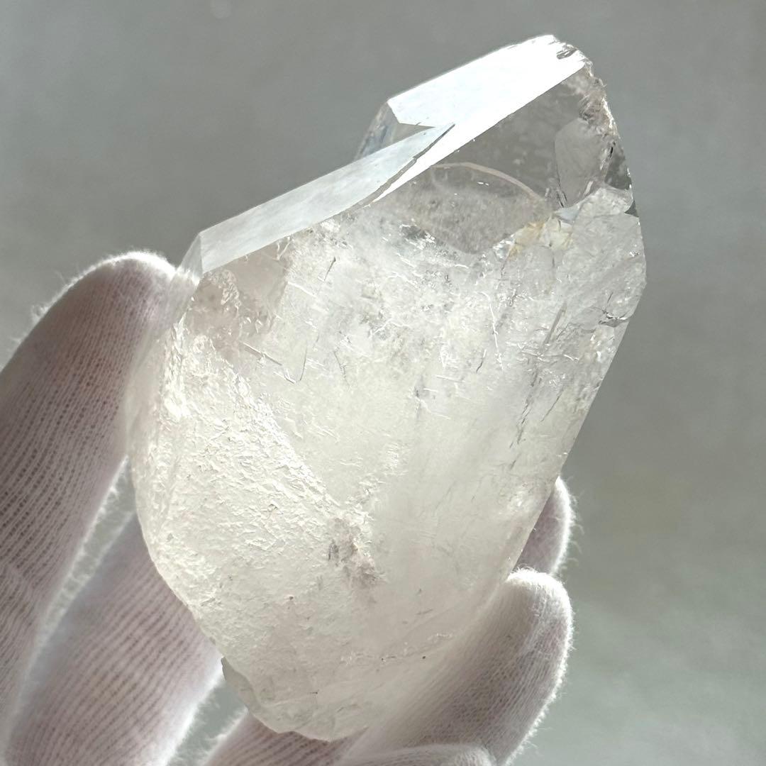 トマスゴンサガ産　大ぶりポイント　水晶原石　ブラジル　天然石