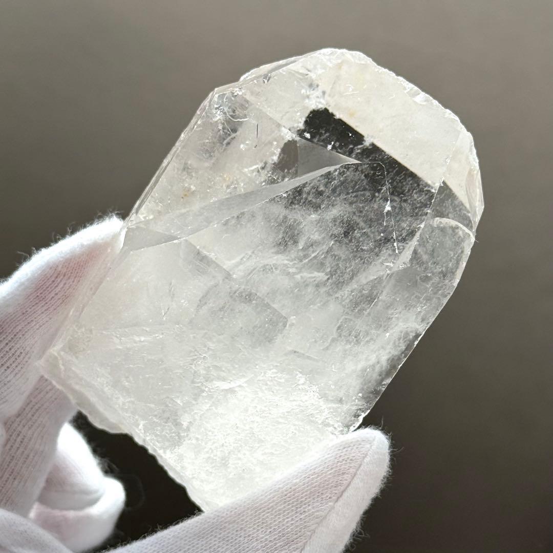 トマスゴンサガ産　大ぶりポイント　水晶原石　ブラジル　天然石