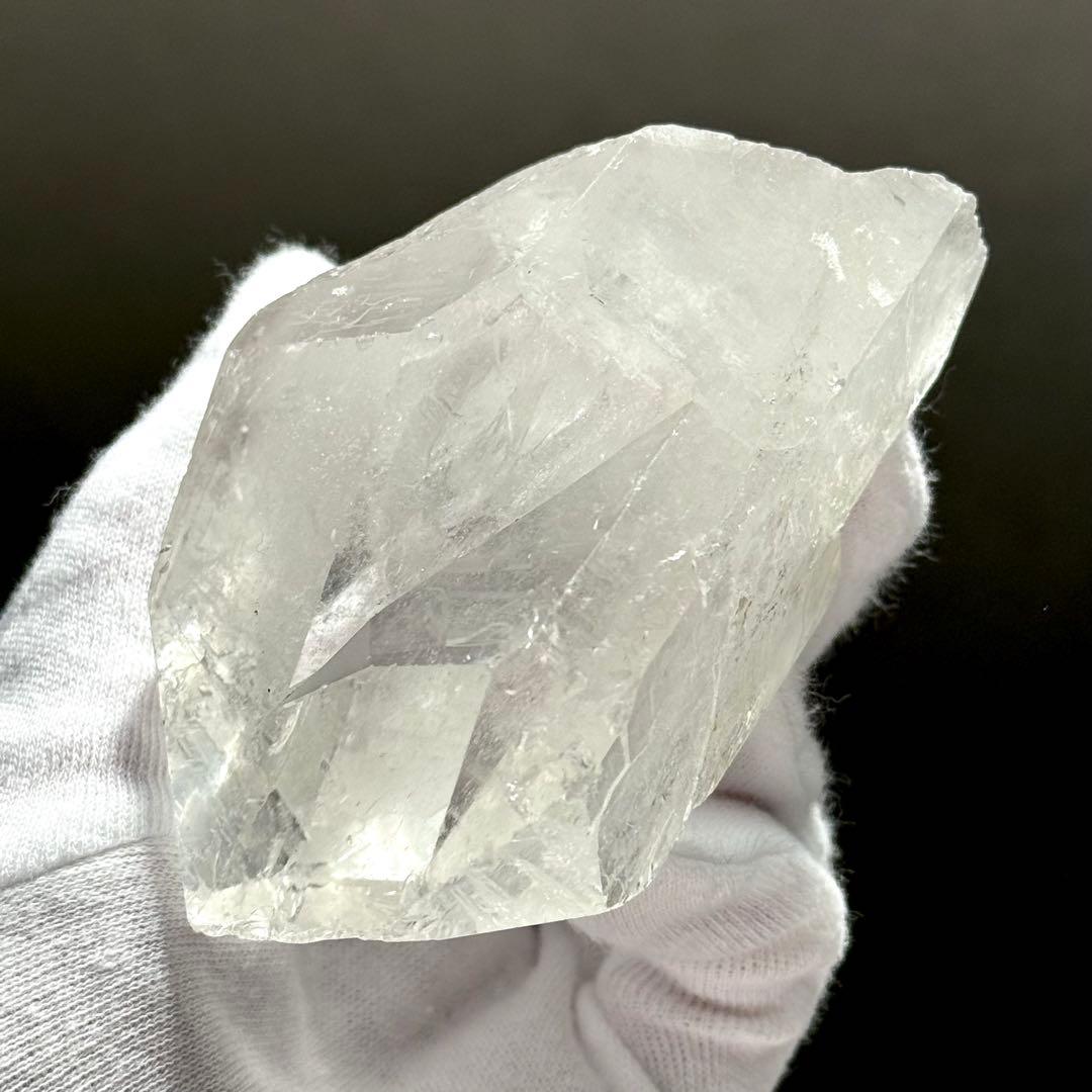 トマスゴンサガ産　大ぶりポイント　水晶原石　ブラジル　天然石