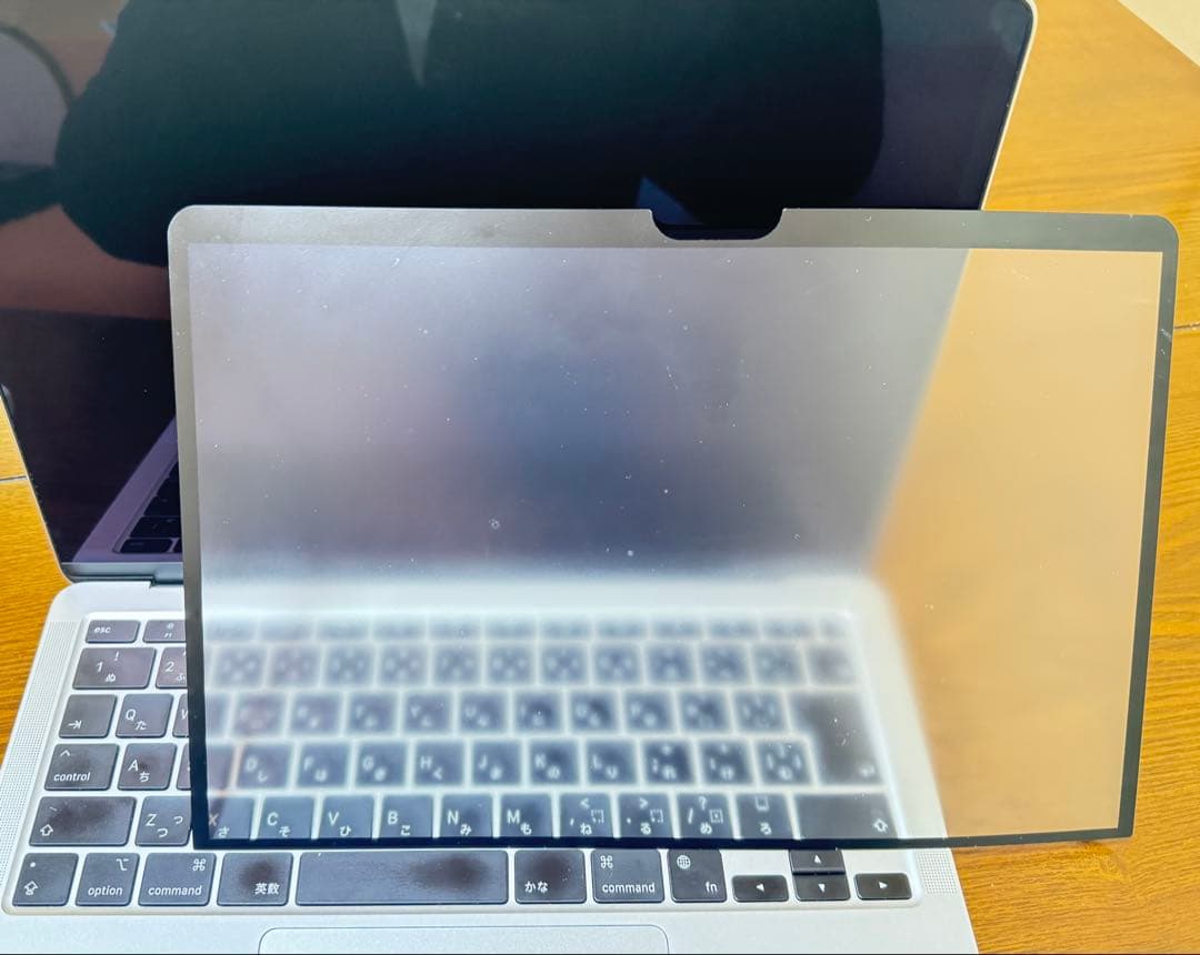 M1 Macbook Air 16G /256GBシルバー13インチ