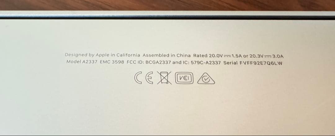M1 Macbook Air 16G /256GBシルバー13インチ