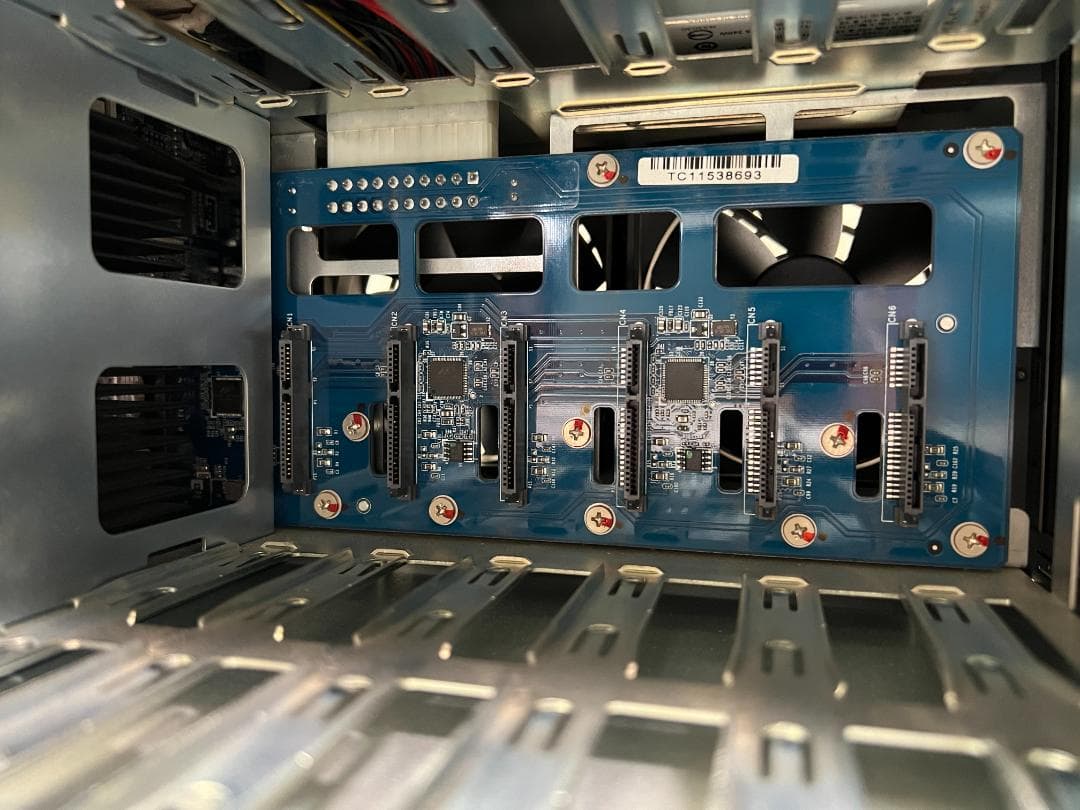 Qnap NAS TS-659 Pro II WD RED 8TB x6本