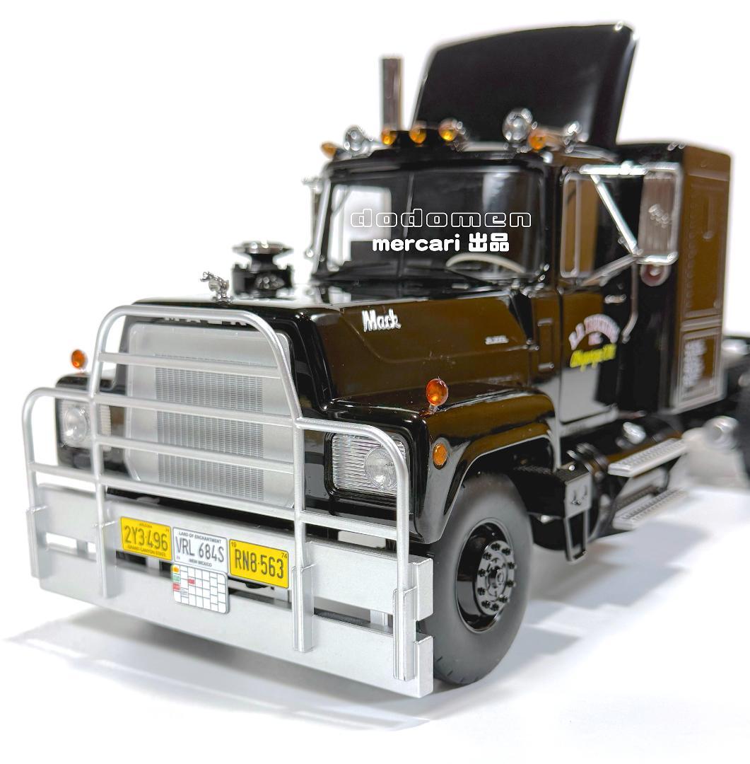 1/18 マック RL 700L ラバーダック 1974 映画「コンボイ」劇中車