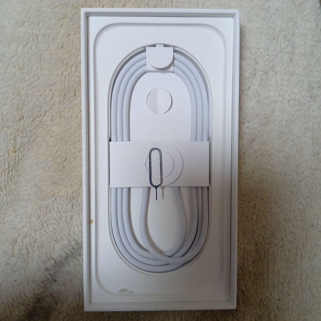 美品Apple iPhone 16 Pro デザートチタニウム 128GB 箱付