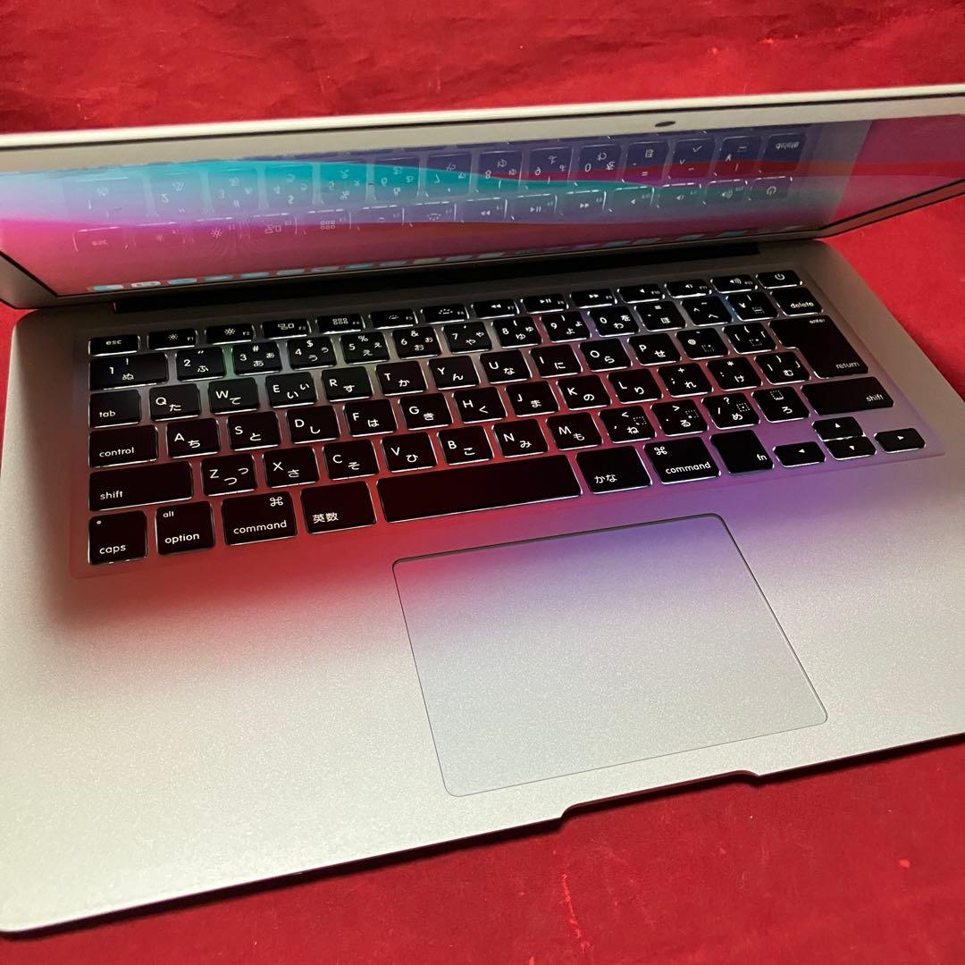 、2014MacBook Air 13inch i5 4GB 121GB