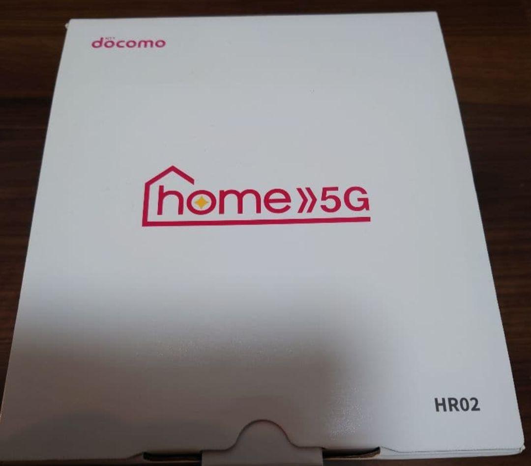 【ほぼ未使用・箱付き】docomo 5G HR02