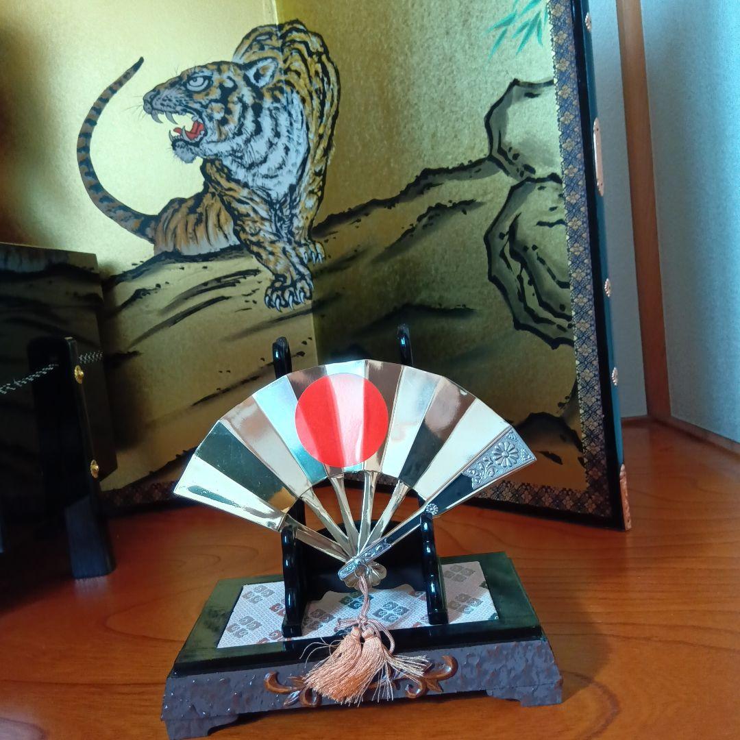 五月人形 雄山作大鎧黒小札13号 三段飾り