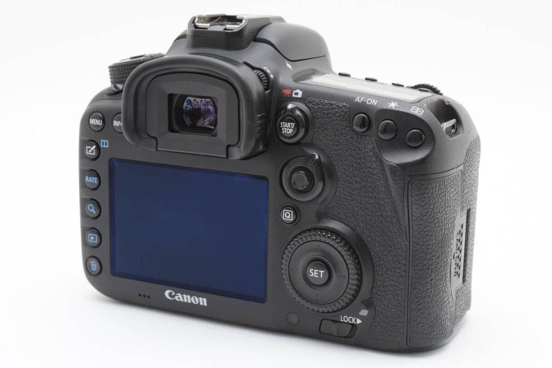 ★美品★ CANON EOS 7D Mark II 2 付属品完備 #546