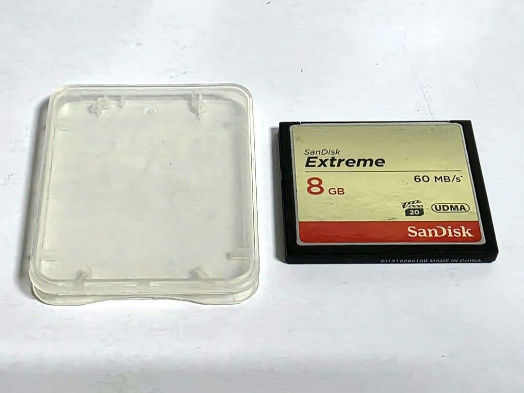 キャノン Canon EOS 40D おまけ付き（CFカード、バッテリーパック）