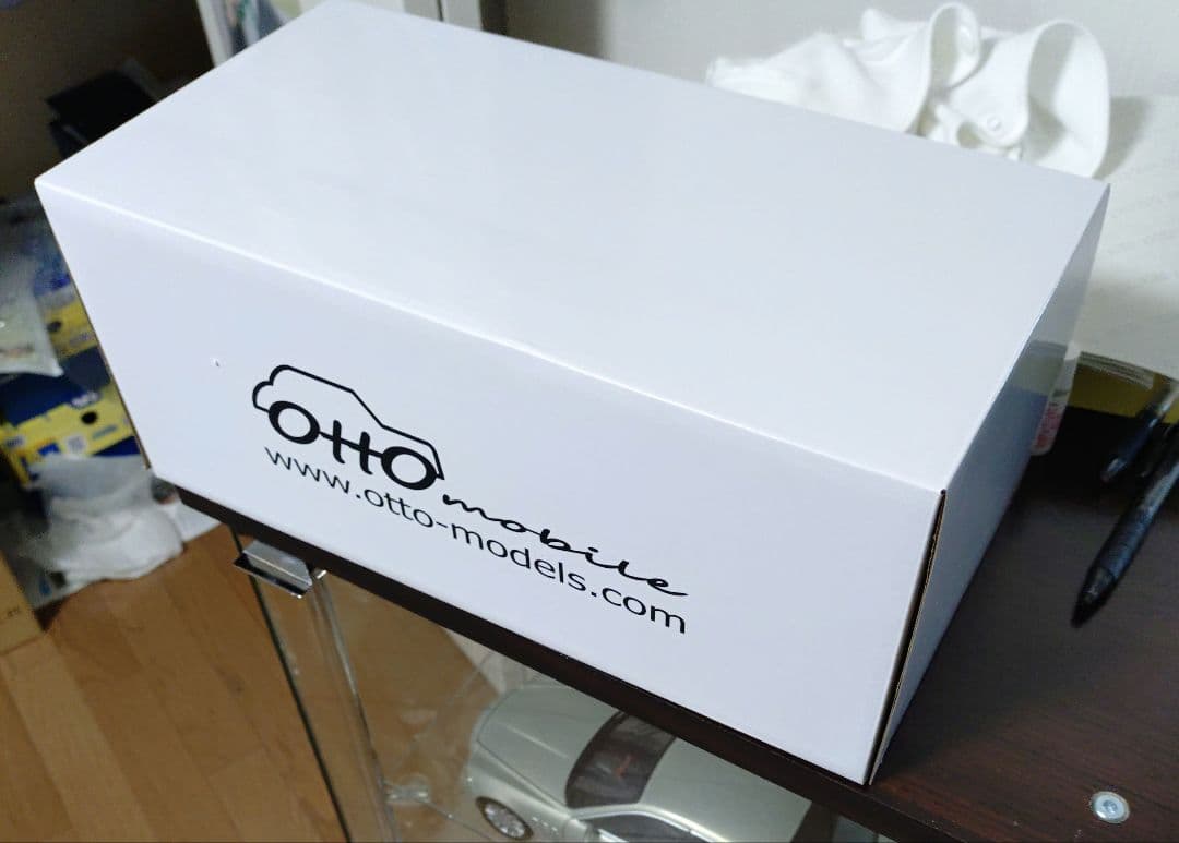 OttO 1/18  M5 E60　ミニカー