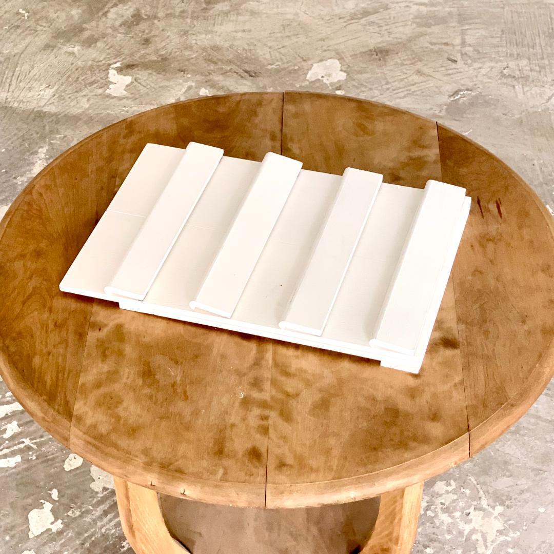 木製折りたたみ什器　傾斜ディスプレイ4段式　【オリタタムヤーツ】