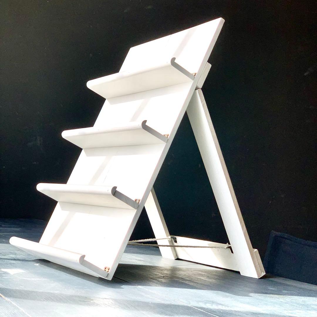 木製折りたたみ什器　傾斜ディスプレイ4段式　【オリタタムヤーツ】