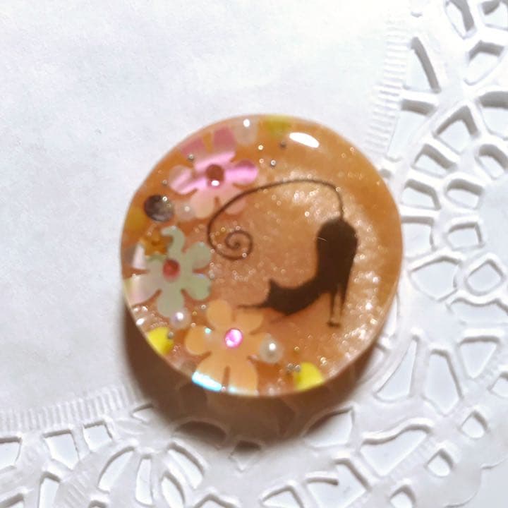 レジンヘアゴム　猫ちゃんの背伸び♪