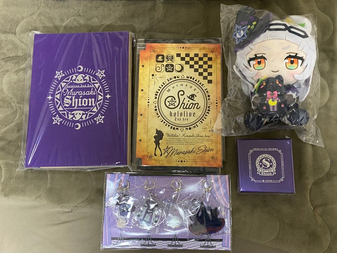 湊あくあ　紫咲シオン　卒業グッズ　セット