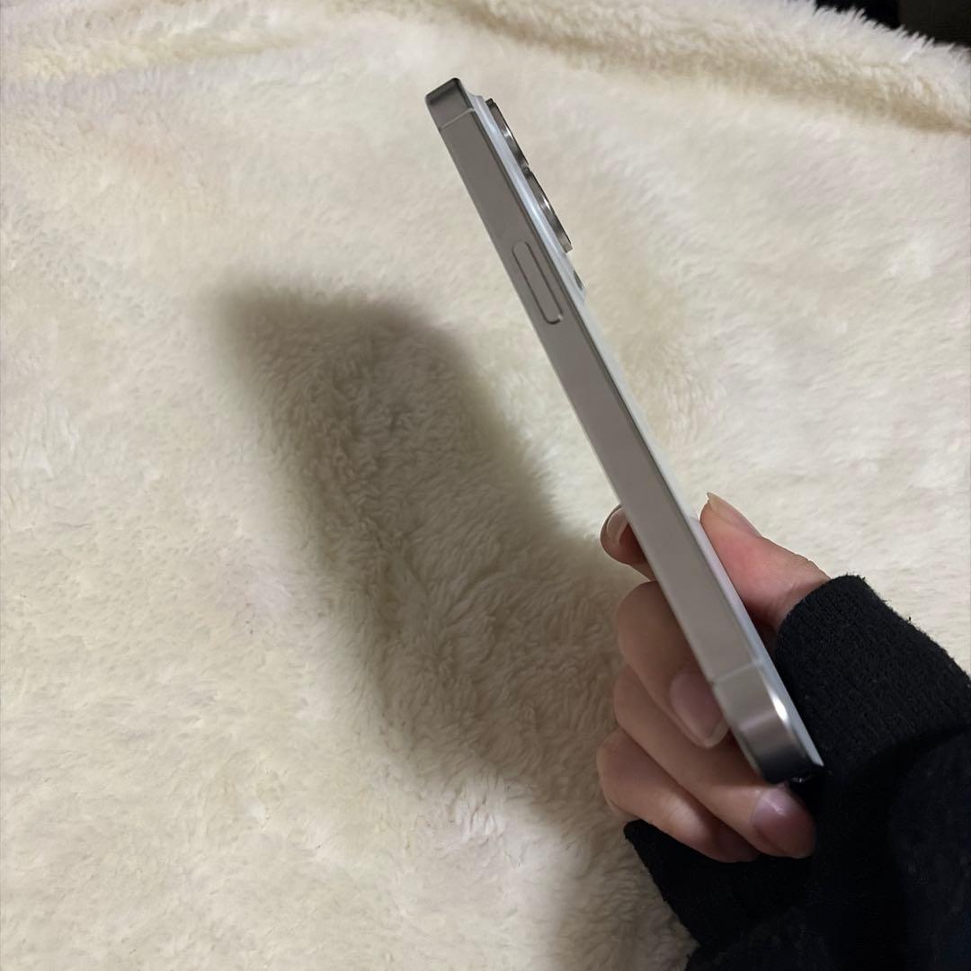 iPhone 15Pro 美品 当日発送 最終値下げ