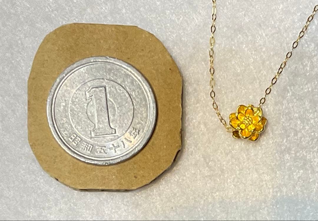 ミニ蓮ちゃんのペンダント　約6mm　刻印あり