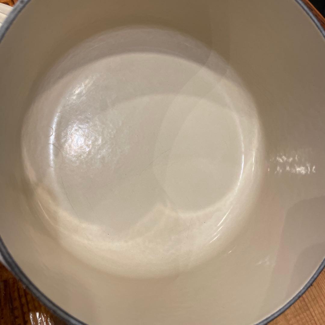 ルクルーゼ　ココットロンド　18 デューン　ホウロウ　鍋　オフホワイト