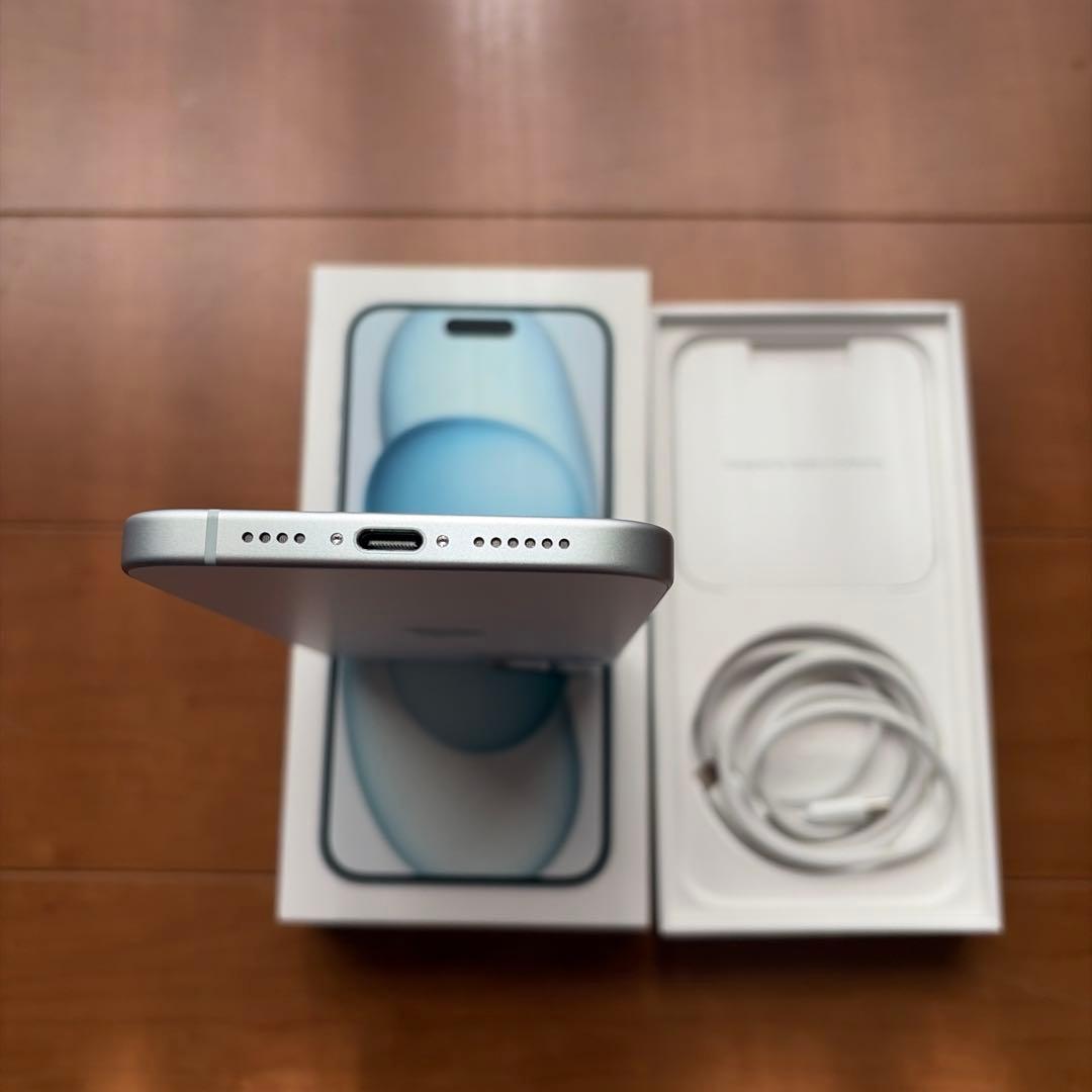 iPhone15 Plus 本体　美品　256GB
