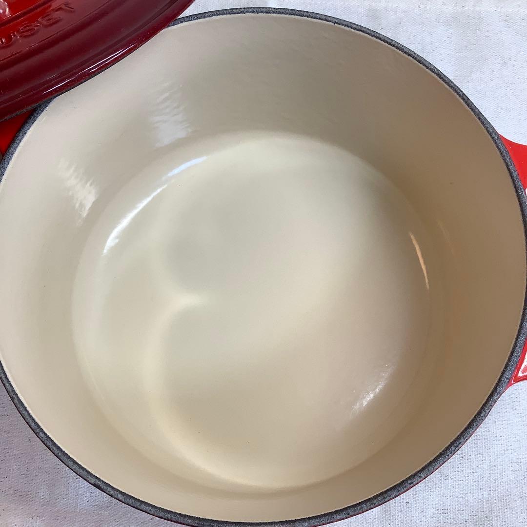 【美品】ルクルーゼ　ココットロンド　18cm