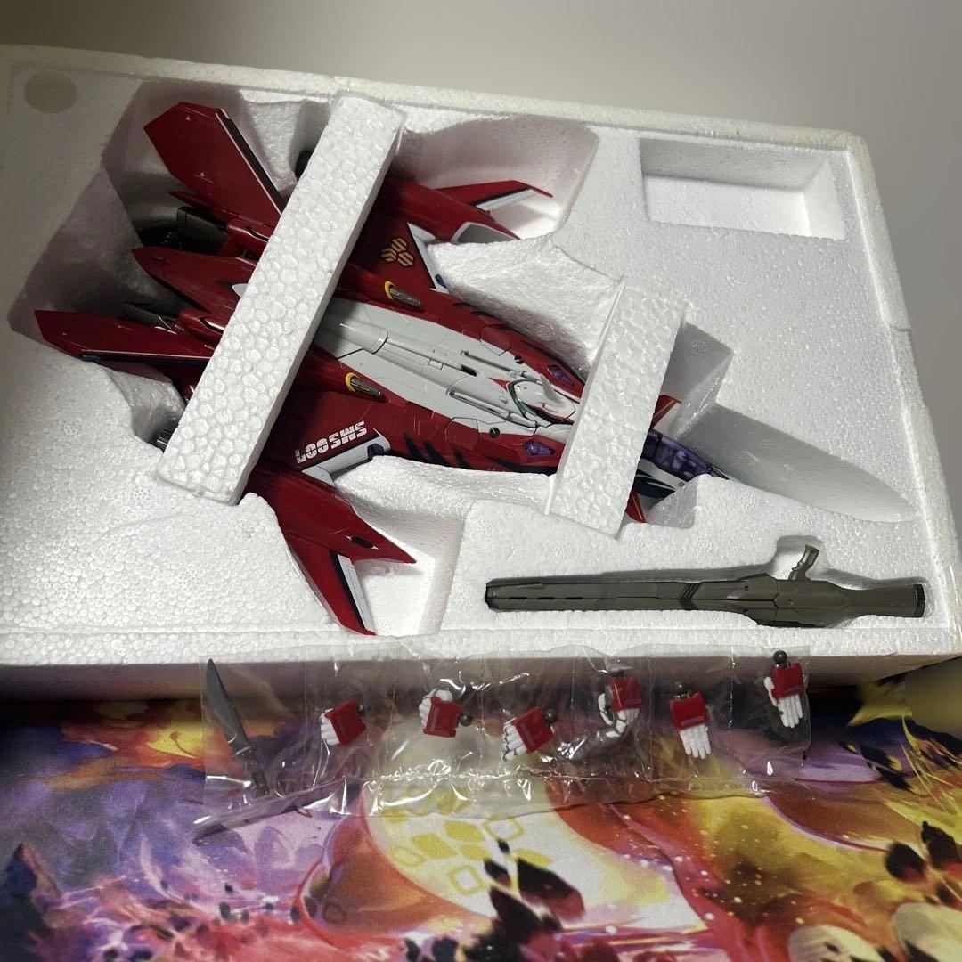 DX超合金 YF-29 デュランダルバルキリー (早乙女アルト機)