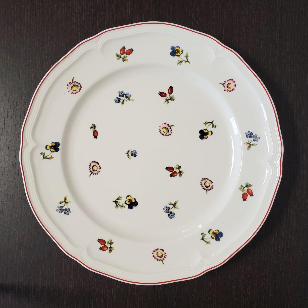 プチフルール　26cmプレート　2枚セット　ビレロイ&ボッホ【シール付き新品】