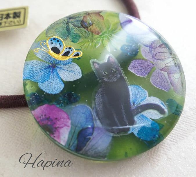紫陽花と黒猫ちゃんラウンドレジンヘアゴム