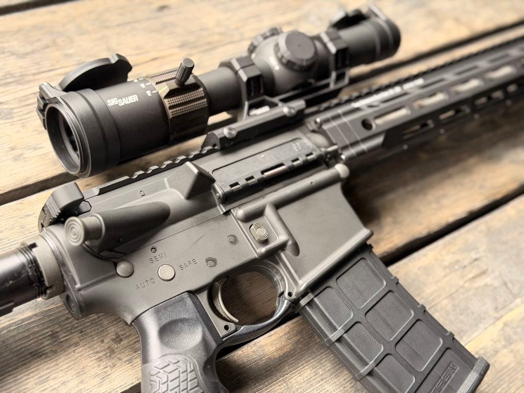 最安値！！【実物】SIG TANGO MSR 1-8x24 シグザウエルスコープ