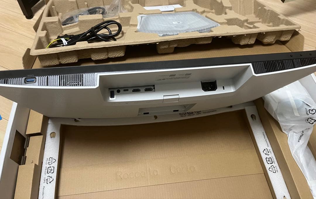 DELL S2722QC 27インチ 4Kモニター