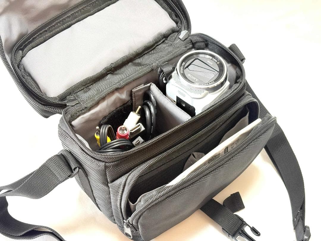 【美品】 ソニー SONY HANDYCAM HDR-CX680　カメラバック付