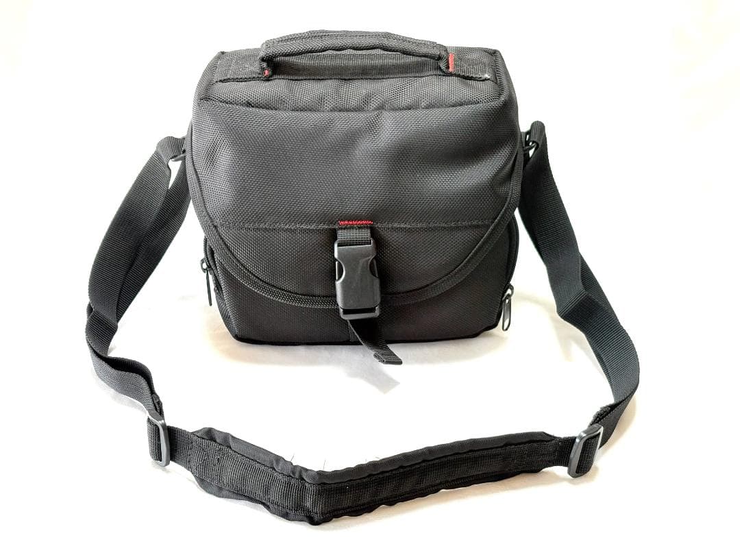 【美品】 ソニー SONY HANDYCAM HDR-CX680　カメラバック付